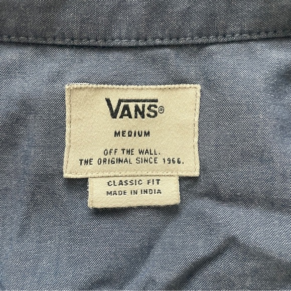 Van's Flamingo & Palm Tree Button Down Top- Medium - Picture 8 of 10